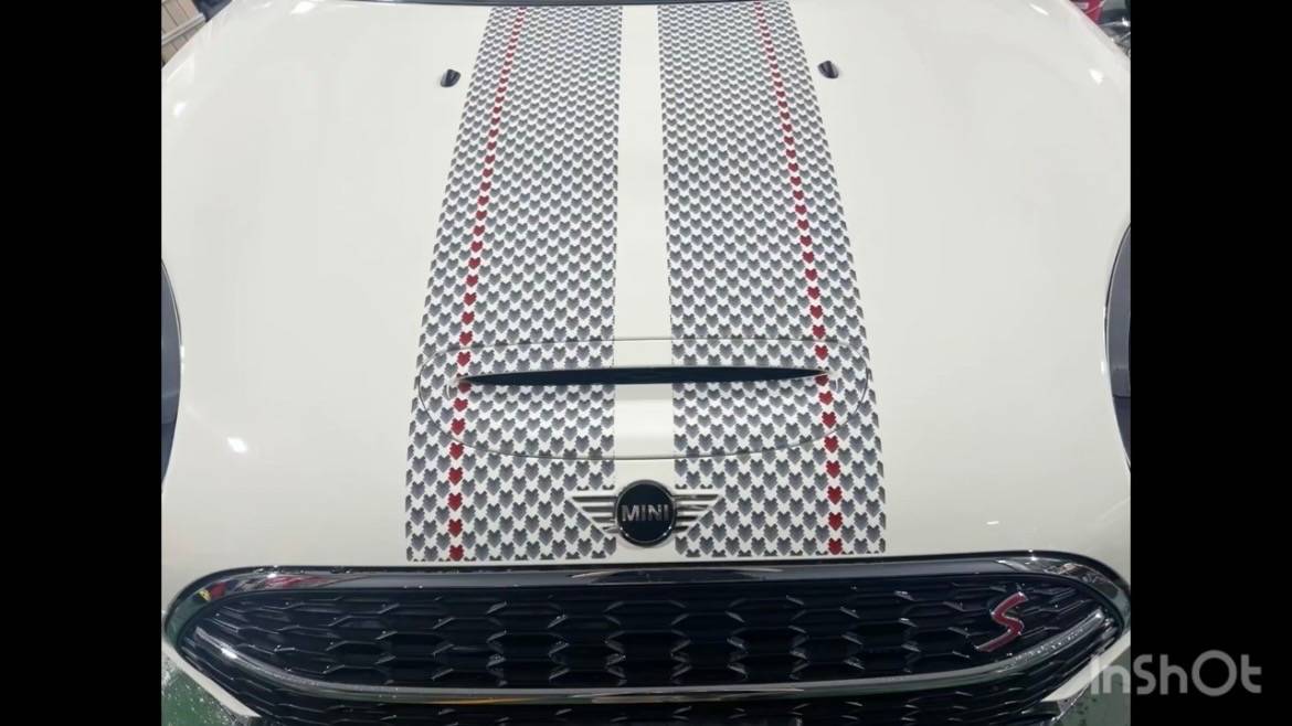 MINI　クラブマン　デカール施工