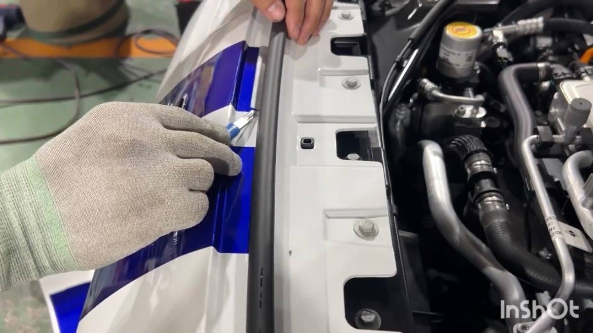 MINI／エースマン　フードストライプ施工