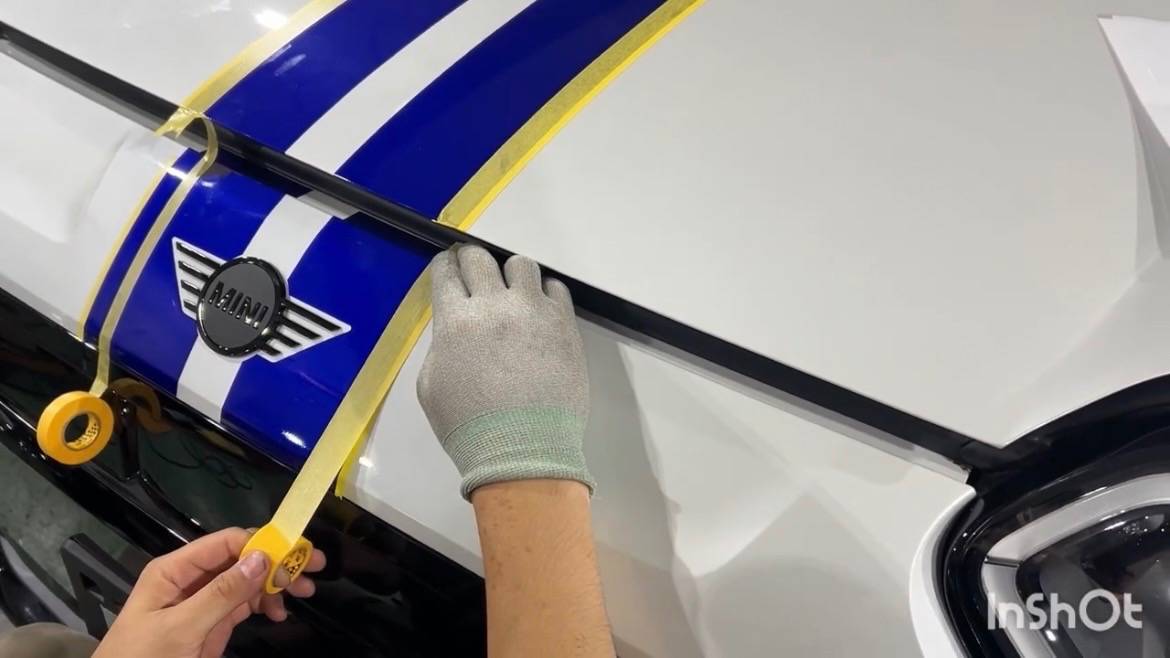 MINI／エースマン　フードストライプ施工