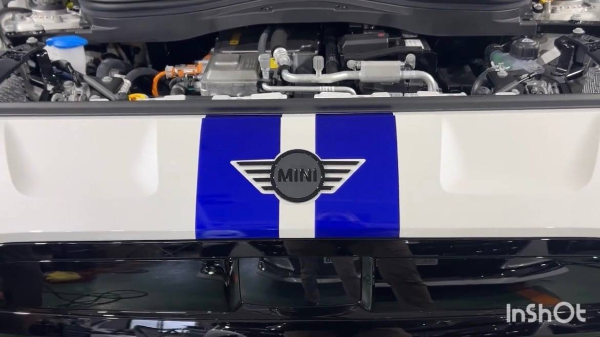 MINI／エースマン　フードストライプ施工