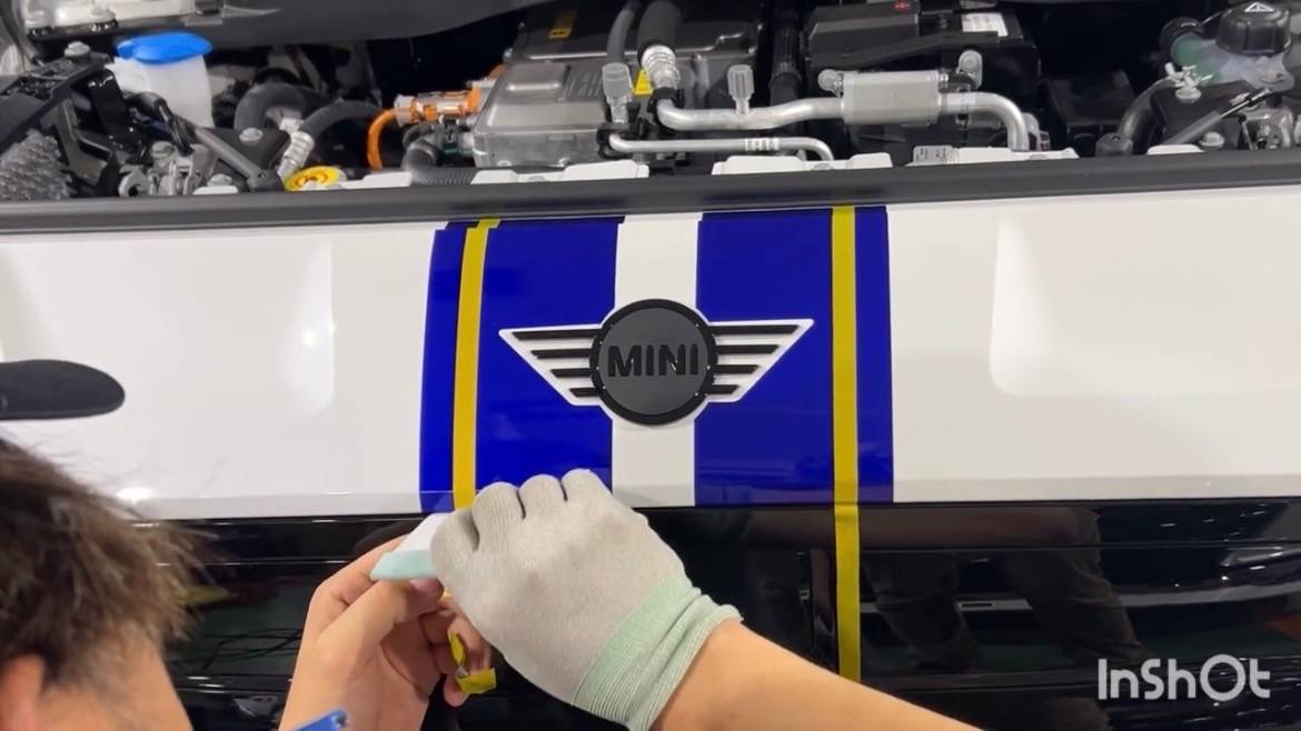 MINI／エースマン　フードストライプ施工