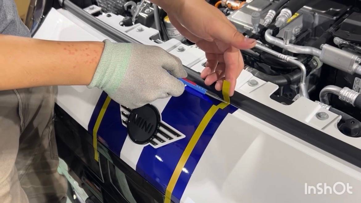 MINI／エースマン　フードストライプ施工